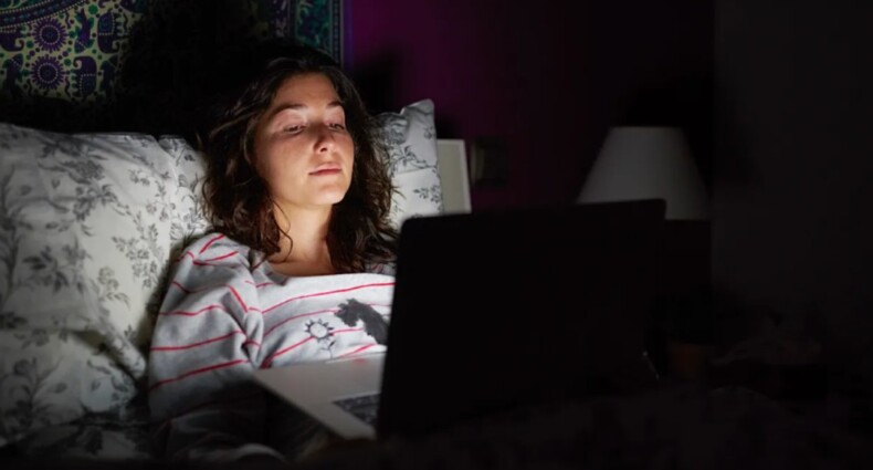什么是睡前拖延症？如何克服丨科普